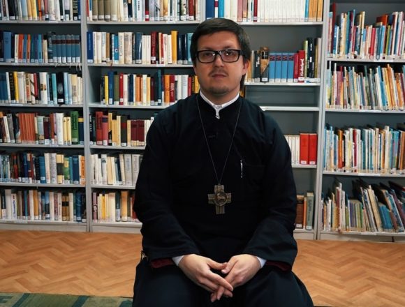 Відстороненому за підтримку ЛГБТ молдавському священику знову дозволили служити Відстороненому за підтримку ЛГБТ молдавському священику знову дозволили служити