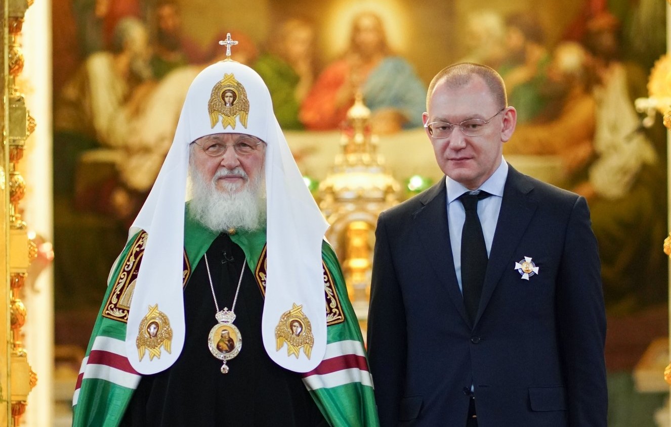 Патриарх наградил Токарева